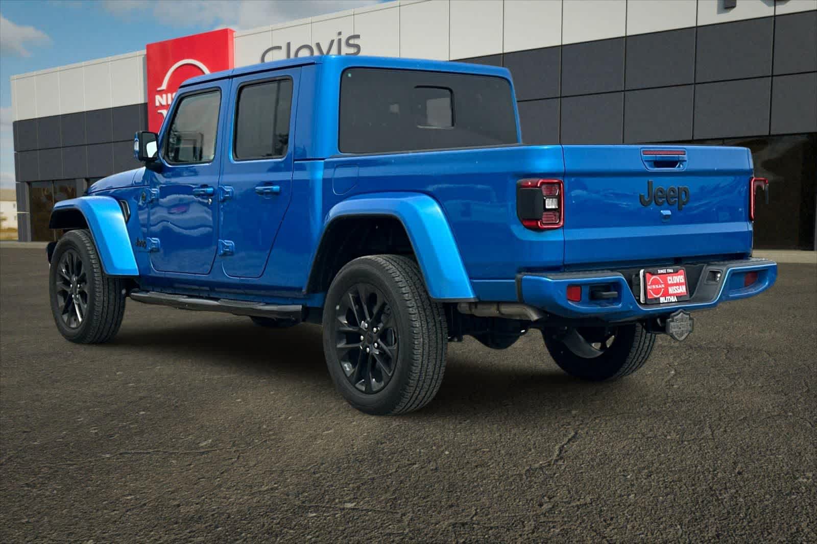 Thumbnail: 2023 Jeep Gladiator - 6