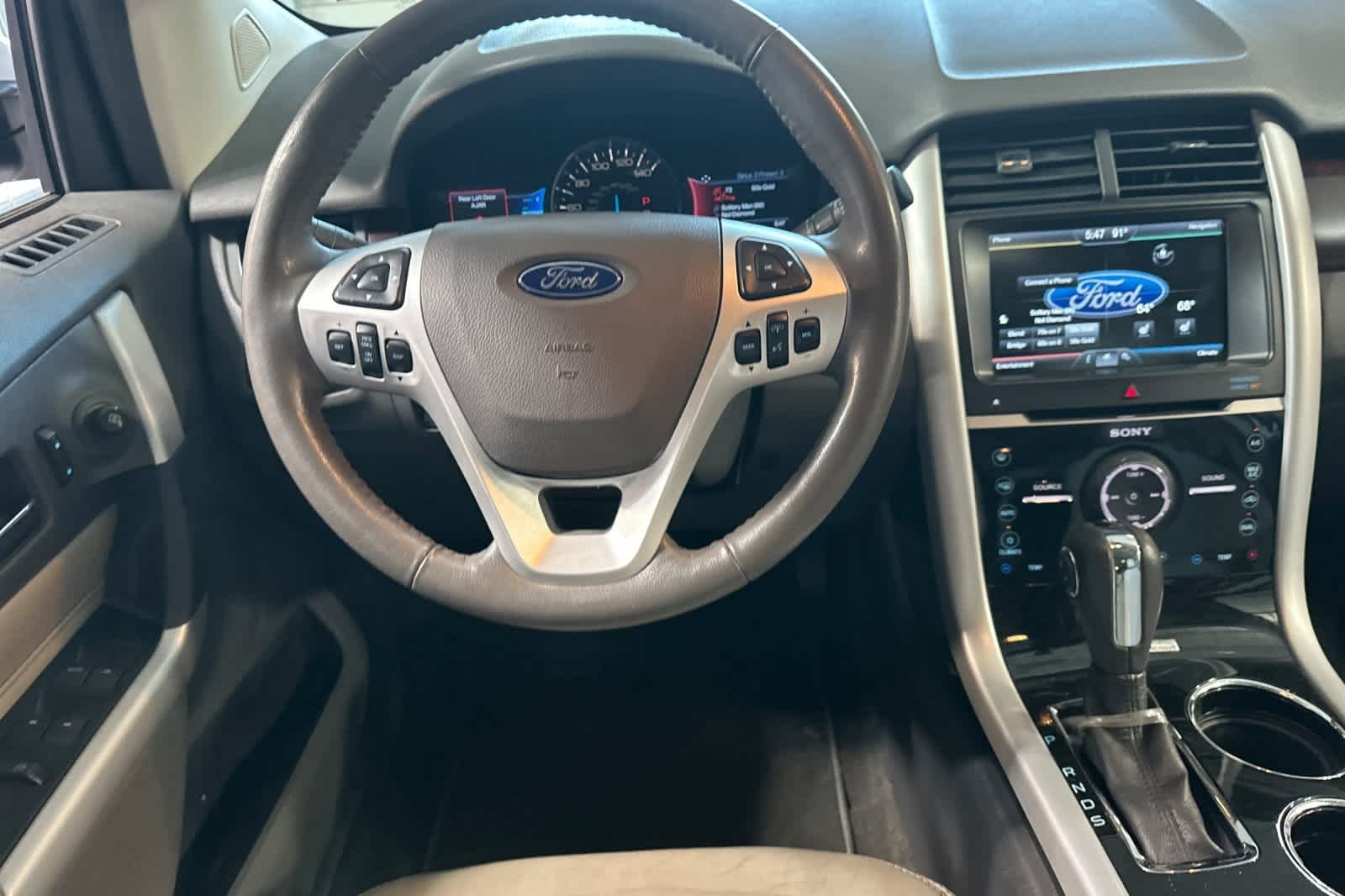 Thumbnail: 2014 Ford Edge - 17