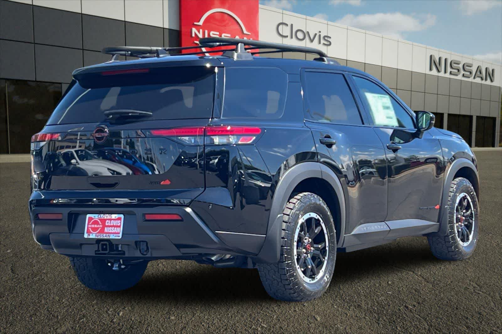 Thumbnail: 2026 Nissan Pathfinder - 3