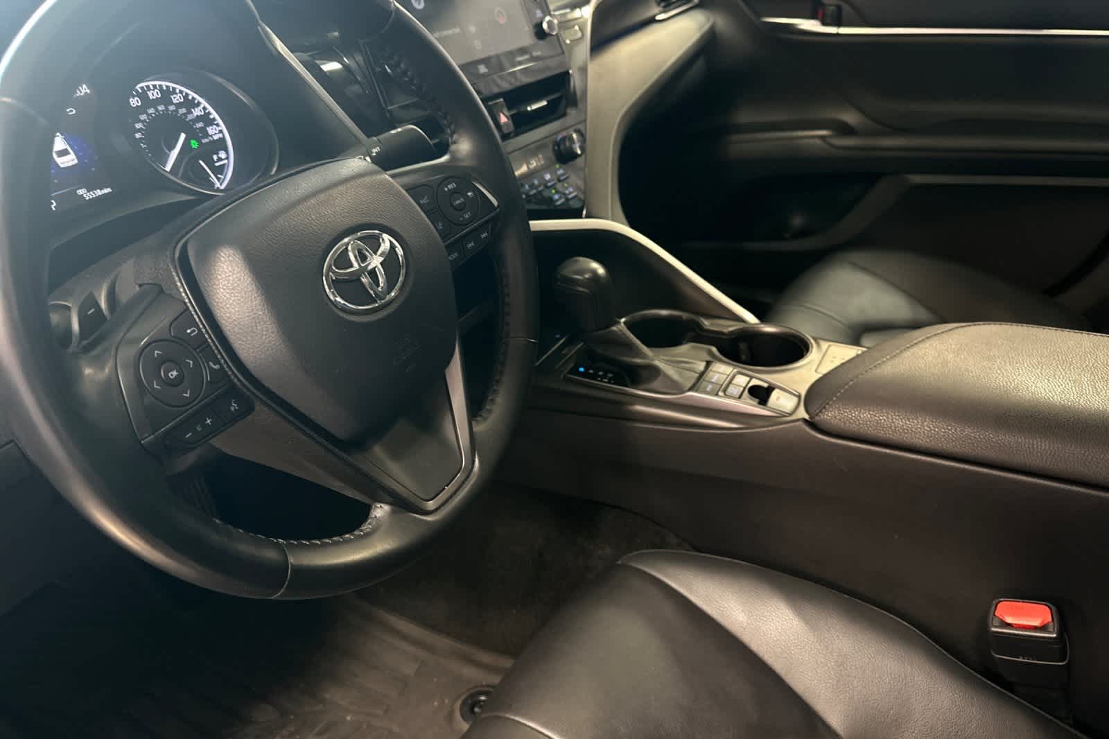 Thumbnail: 2021 Toyota Camry - 14