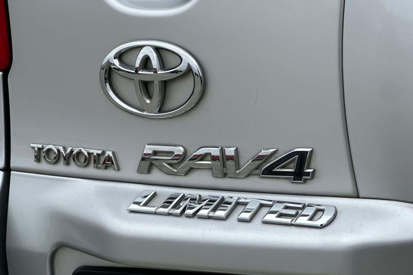 Thumbnail: 2008 Toyota RAV4 - 16