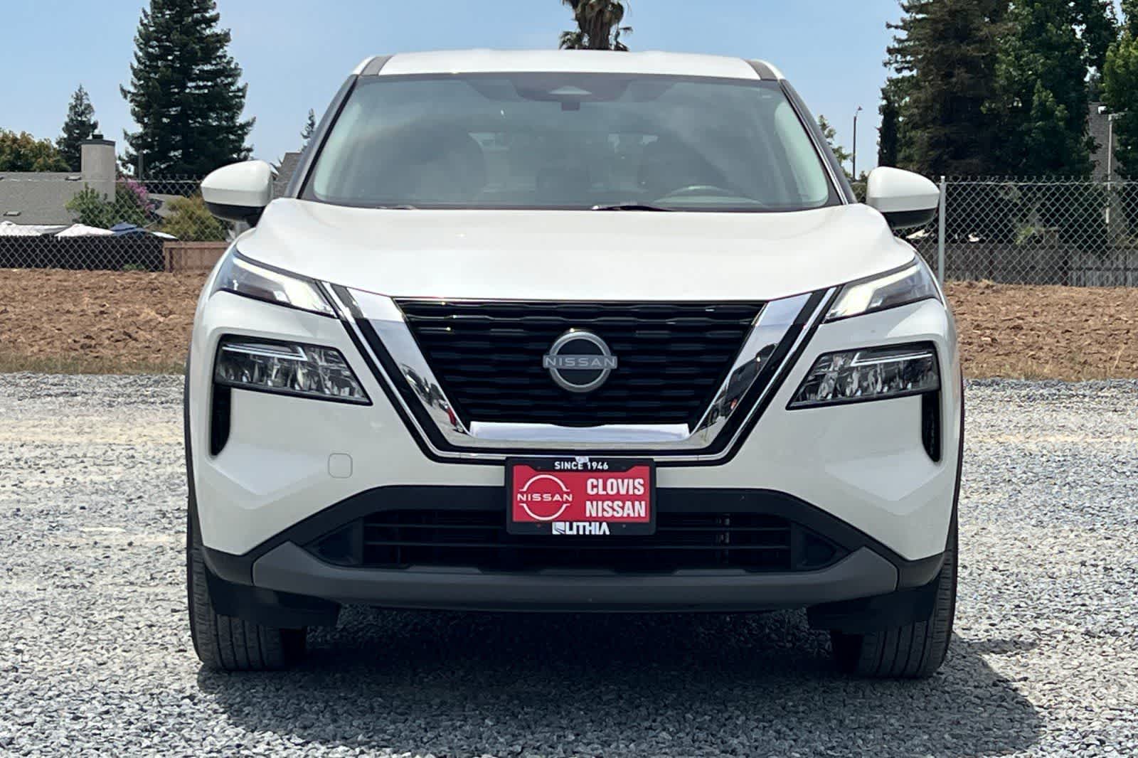 Thumbnail: 2023 Nissan Rogue - 11