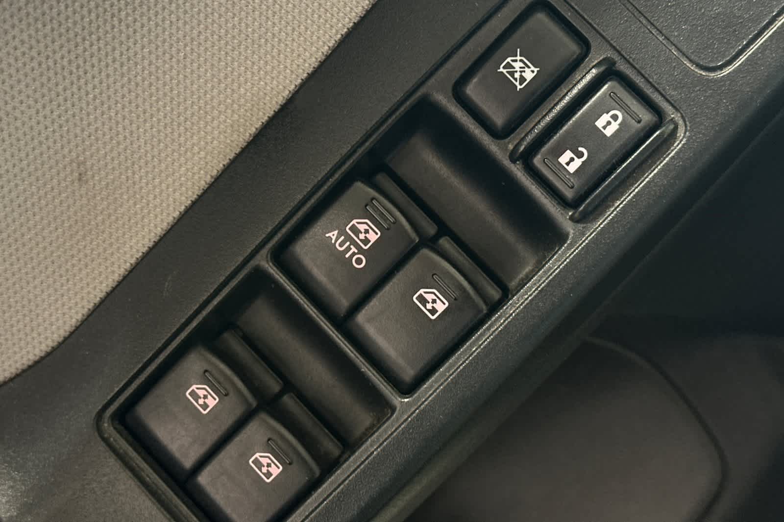 Thumbnail: 2015 Subaru Forester - 16