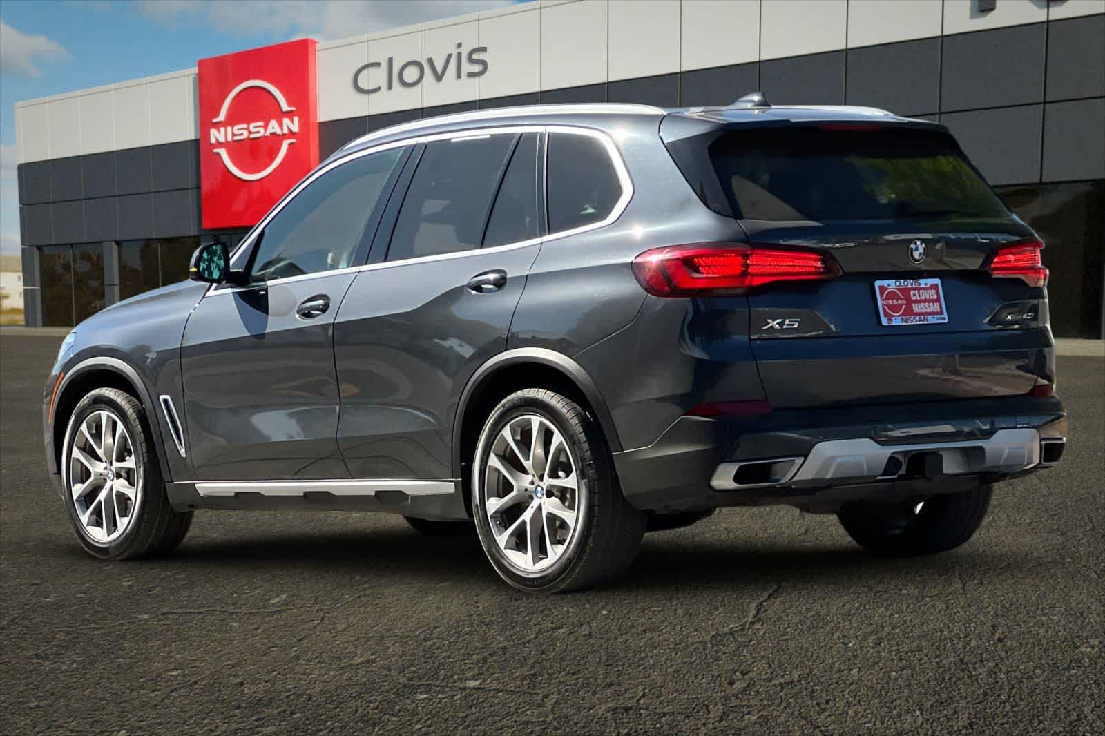 Thumbnail: 2021 BMW X5 - 7
