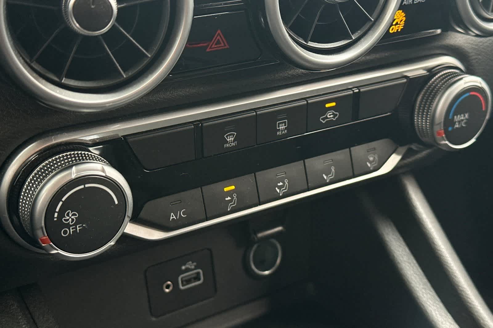 Thumbnail: 2021 Nissan Sentra - 20