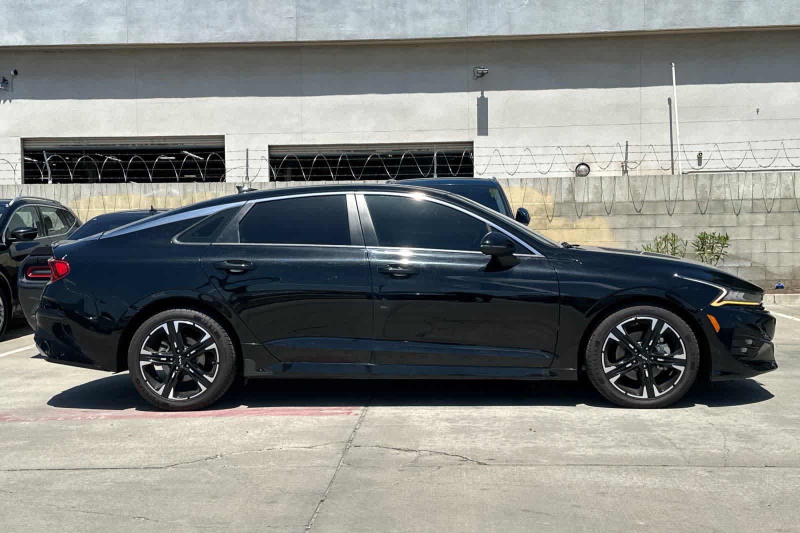 Thumbnail: 2022 Kia K5 - 9