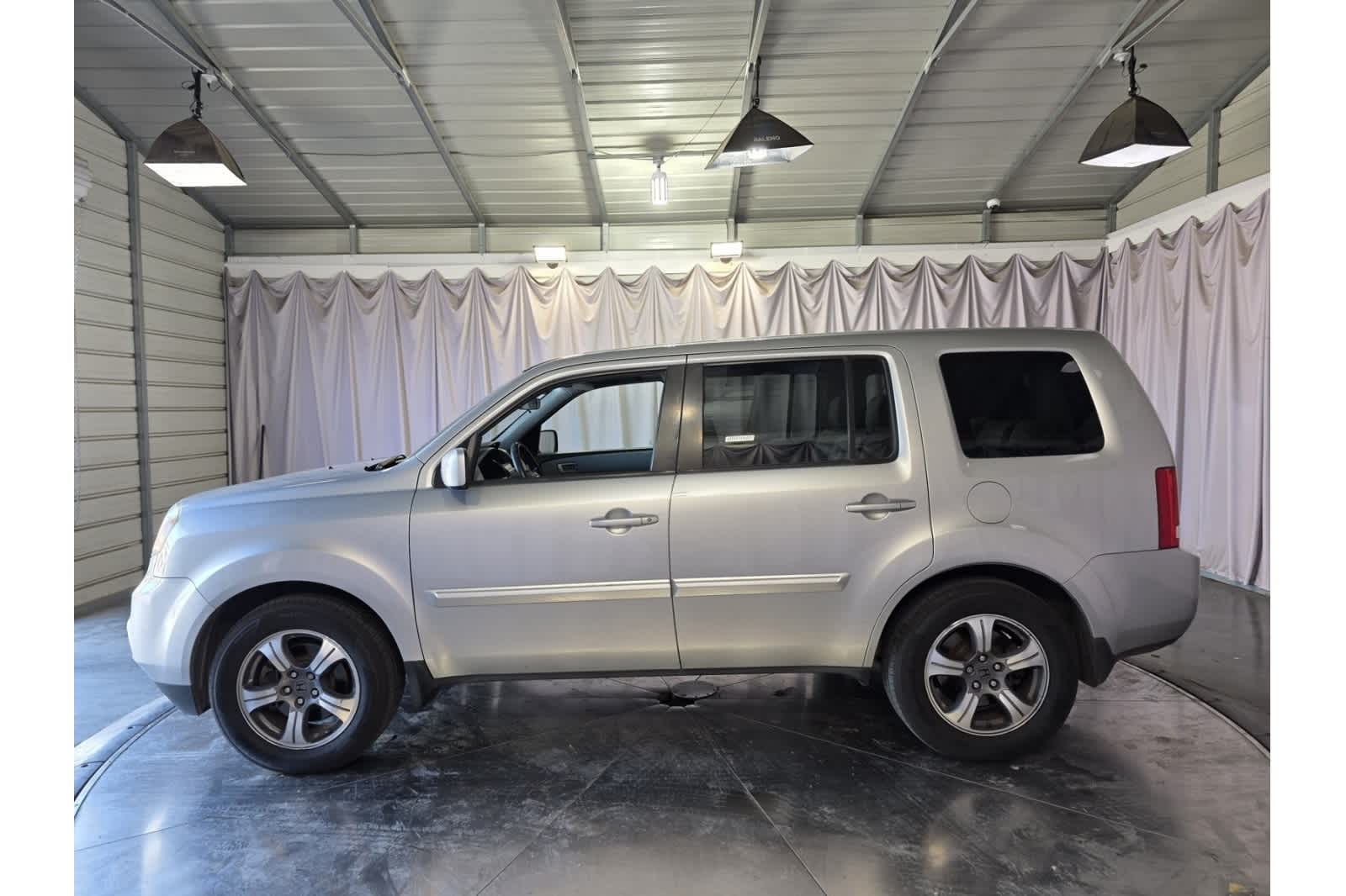 Thumbnail: 2015 Honda Pilot - 4