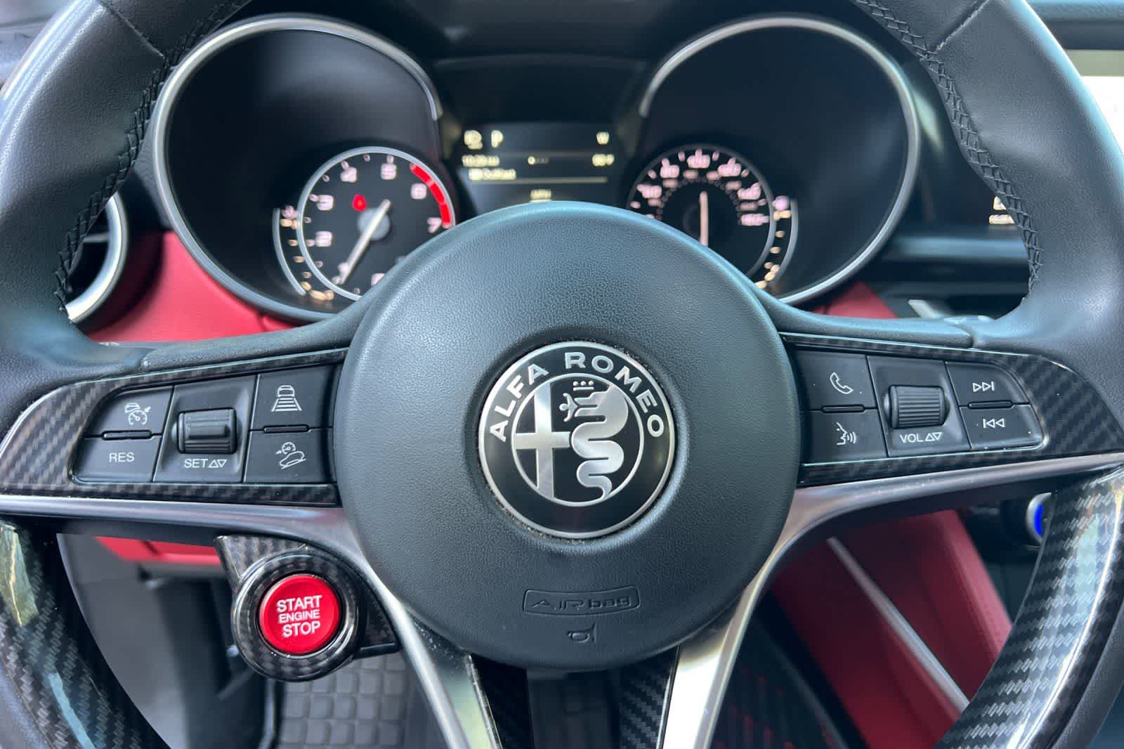 Thumbnail: 2018 Alfa Romeo Stelvio - 26