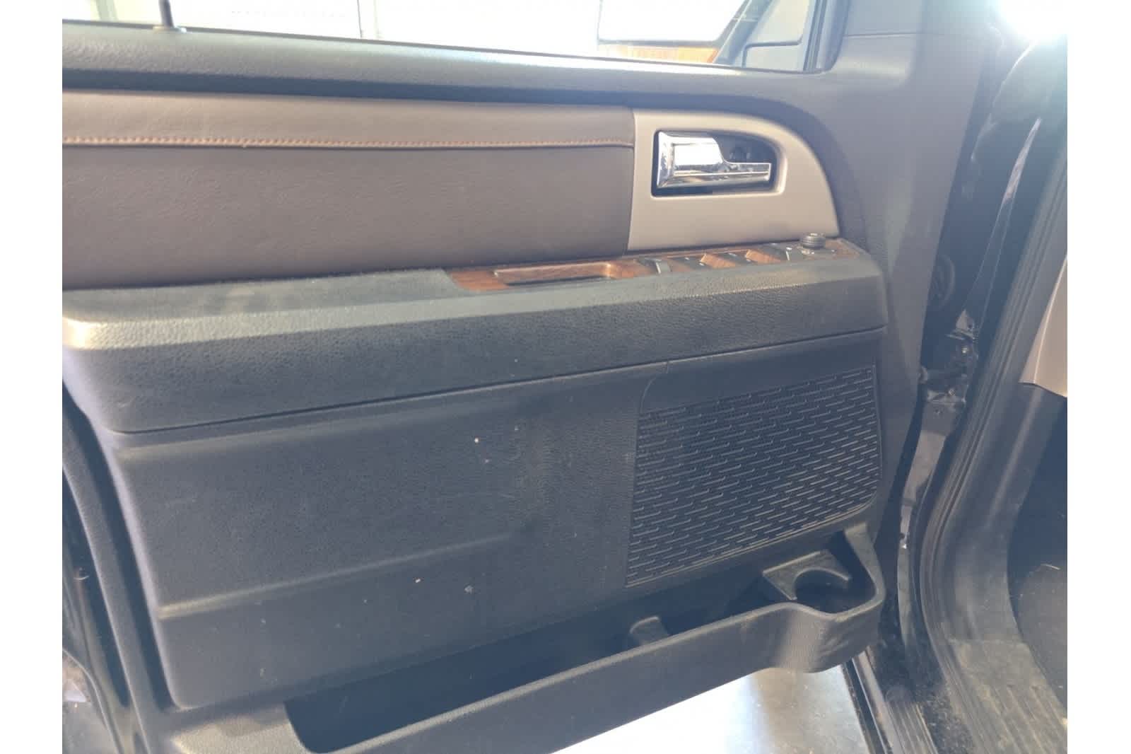 Thumbnail: 2017 Ford Expedition - 19