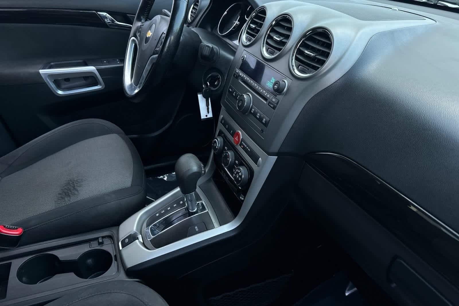 Thumbnail: 2013 Chevrolet Captiva Sport - 18