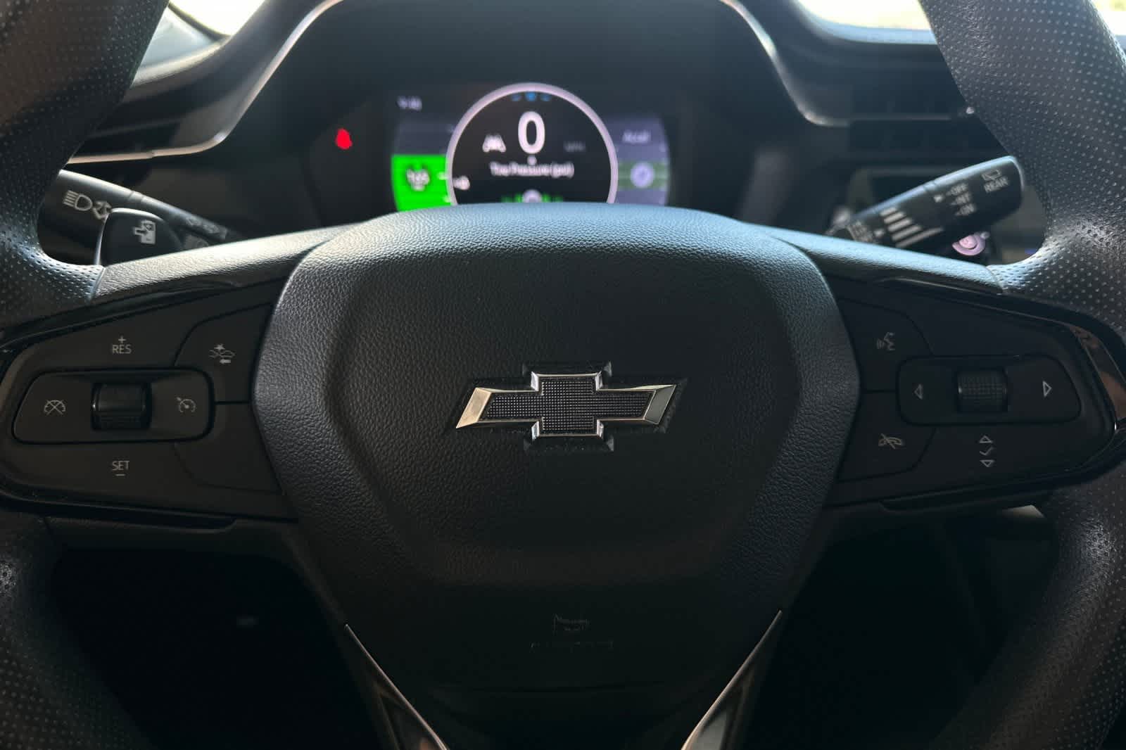 Thumbnail: 2023 Chevrolet Bolt EUV - 25