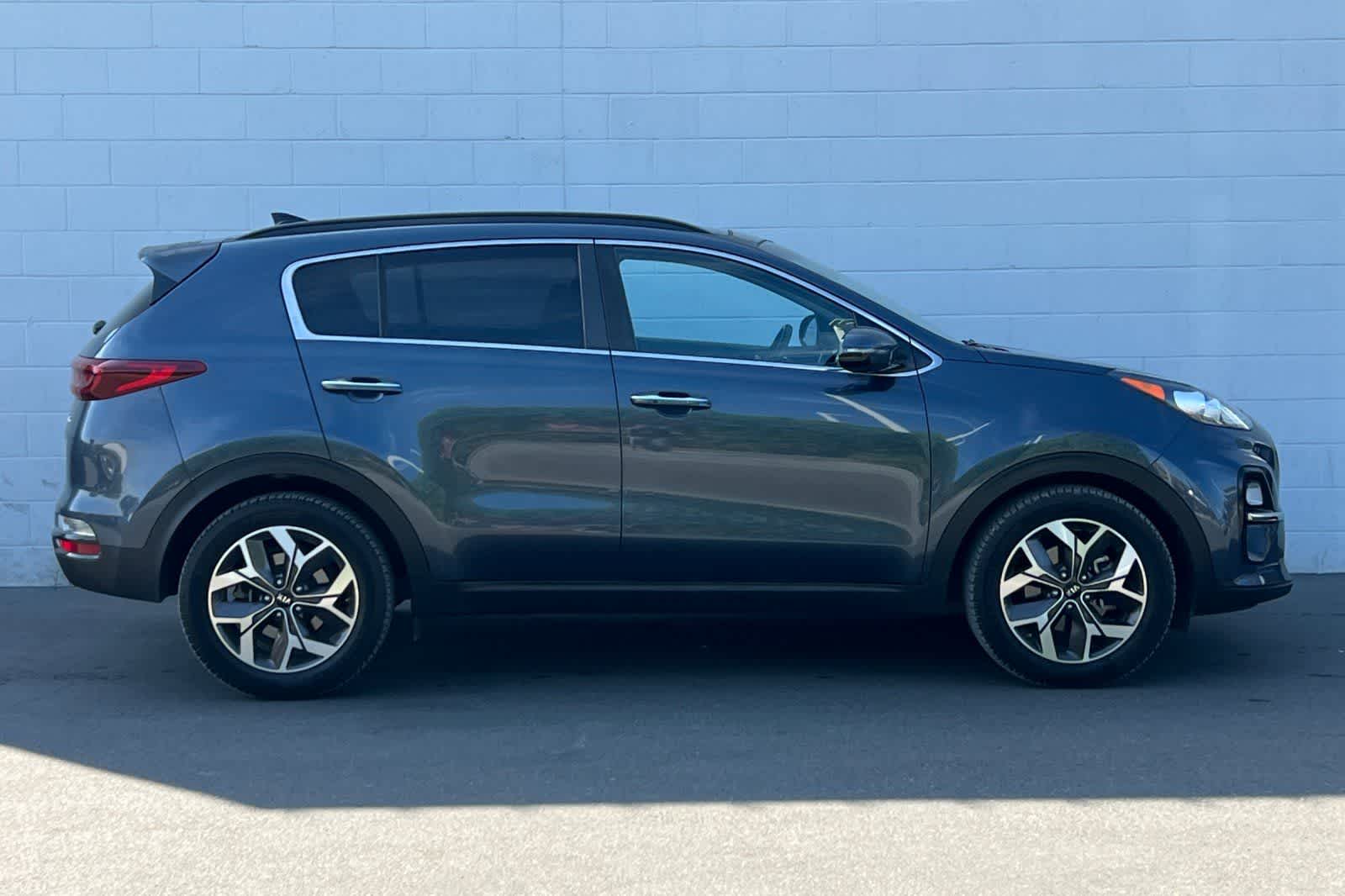 Thumbnail: 2020 Kia Sportage - 9