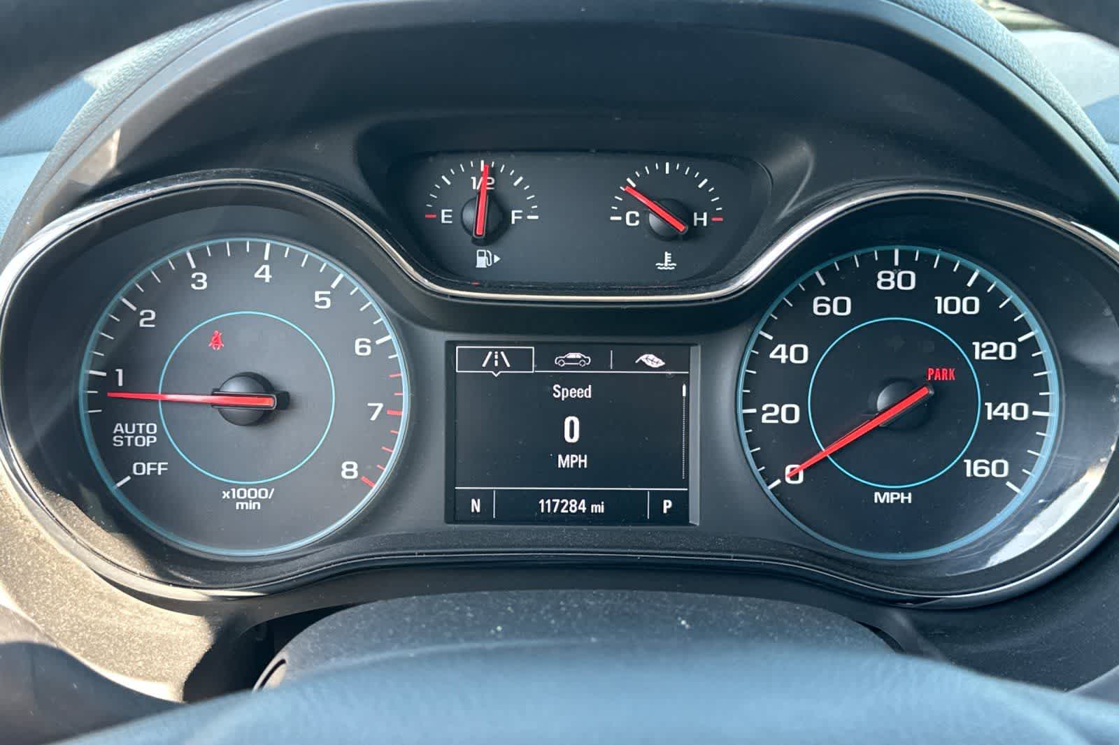 Thumbnail: 2017 Chevrolet Cruze - 25