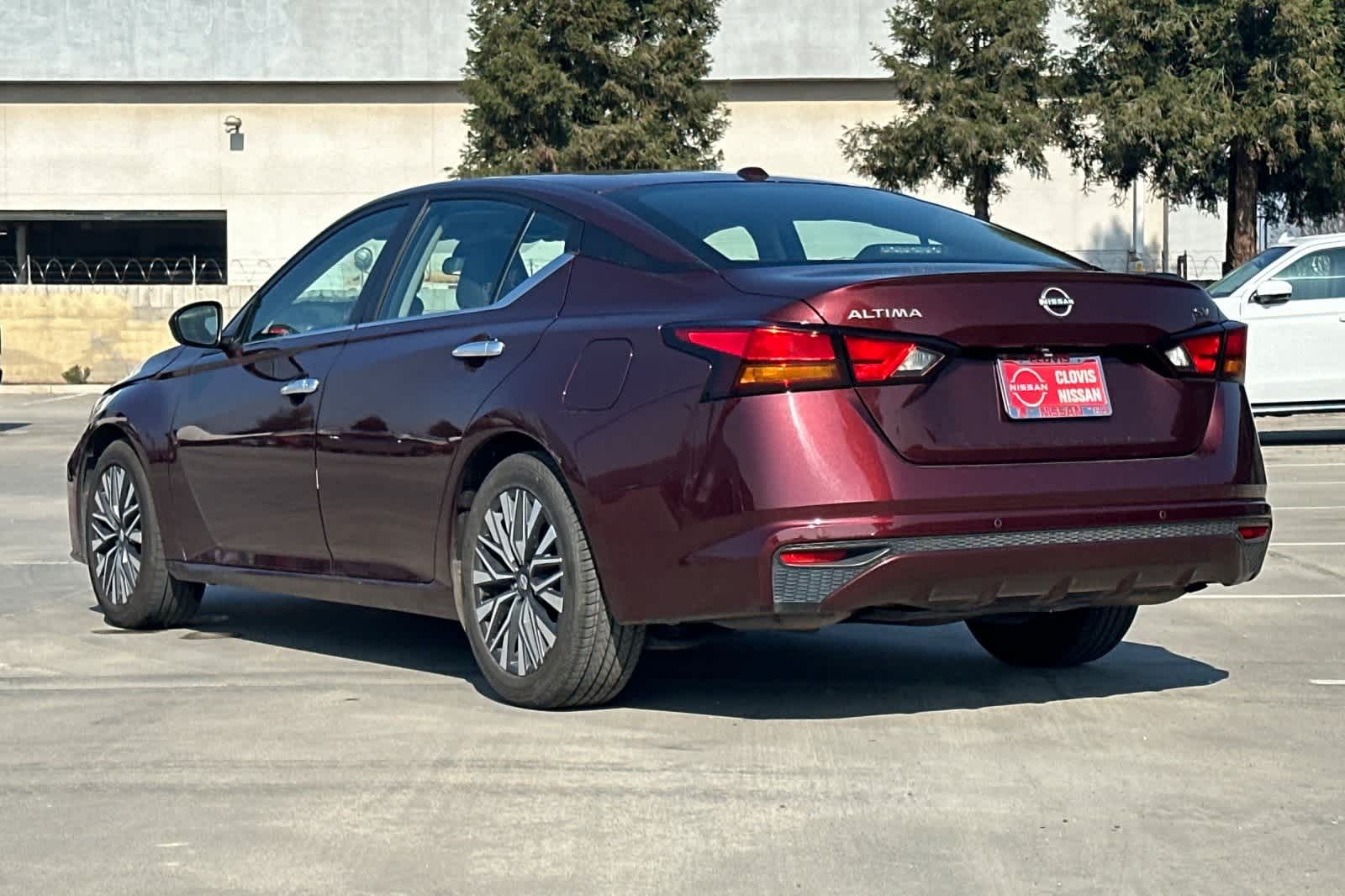 Thumbnail: 2024 Nissan Altima - 7