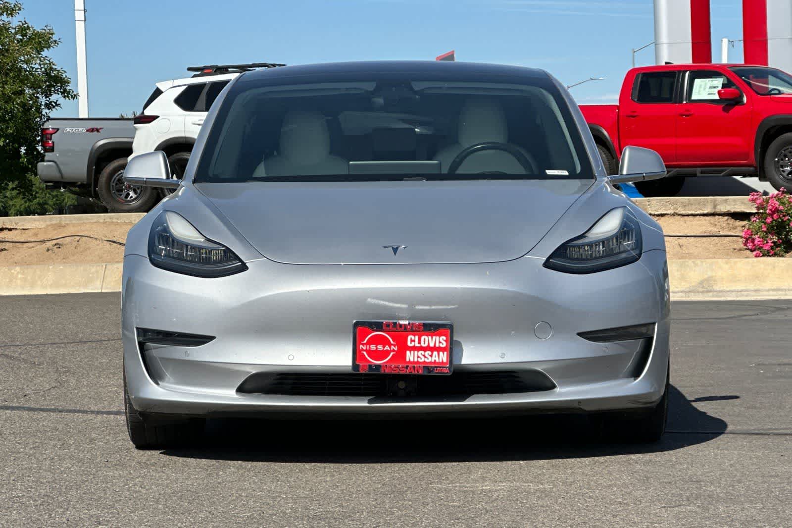 Thumbnail: 2018 Tesla Model 3 - 10