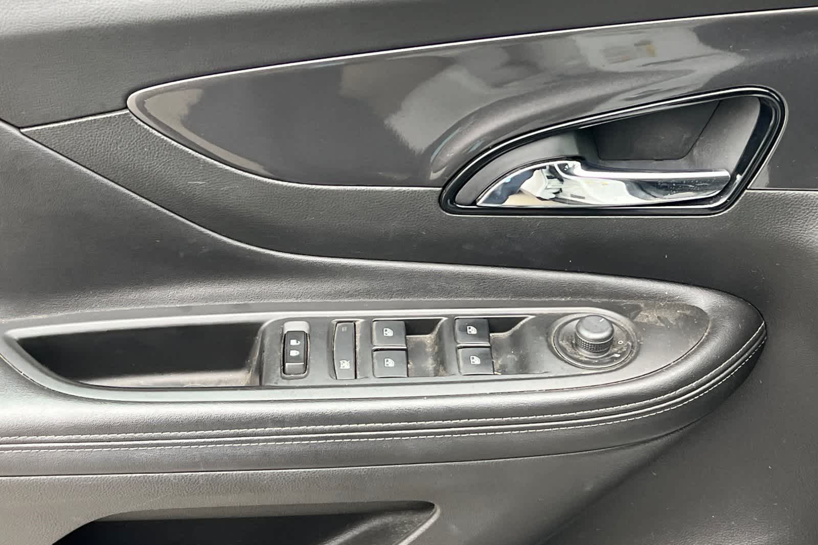 Thumbnail: 2019 Buick Encore - 13