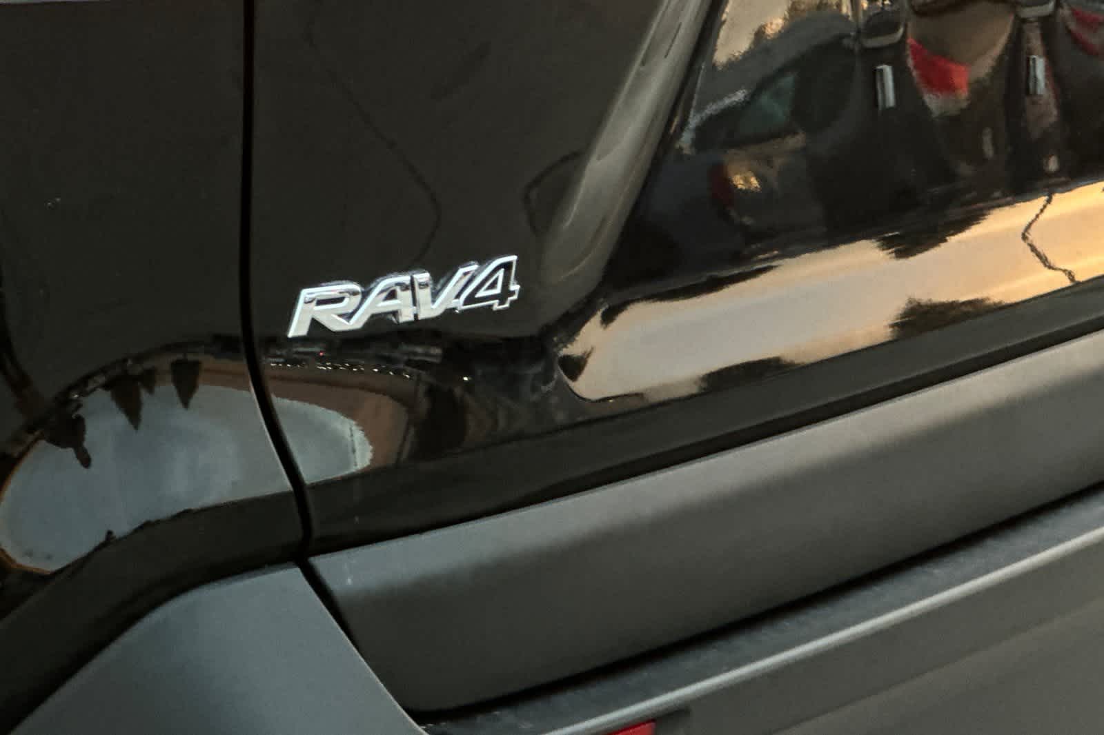 Thumbnail: 2025 Toyota RAV4 - 13