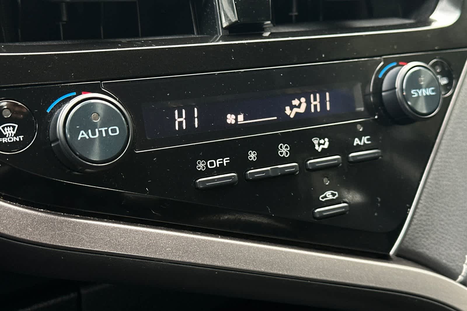 Thumbnail: 2023 Toyota Camry - 22