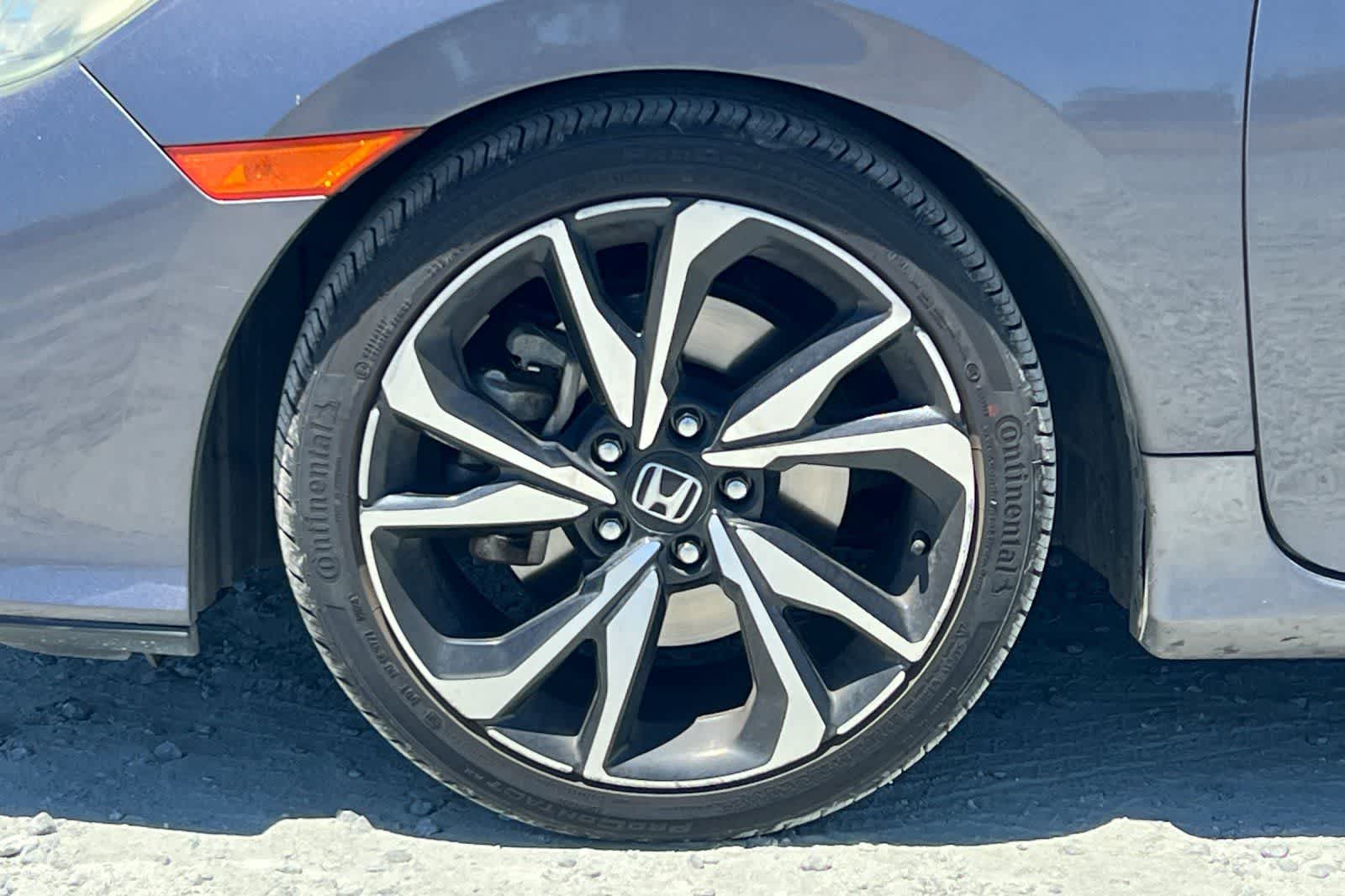 Thumbnail: 2019 Honda Civic - 12
