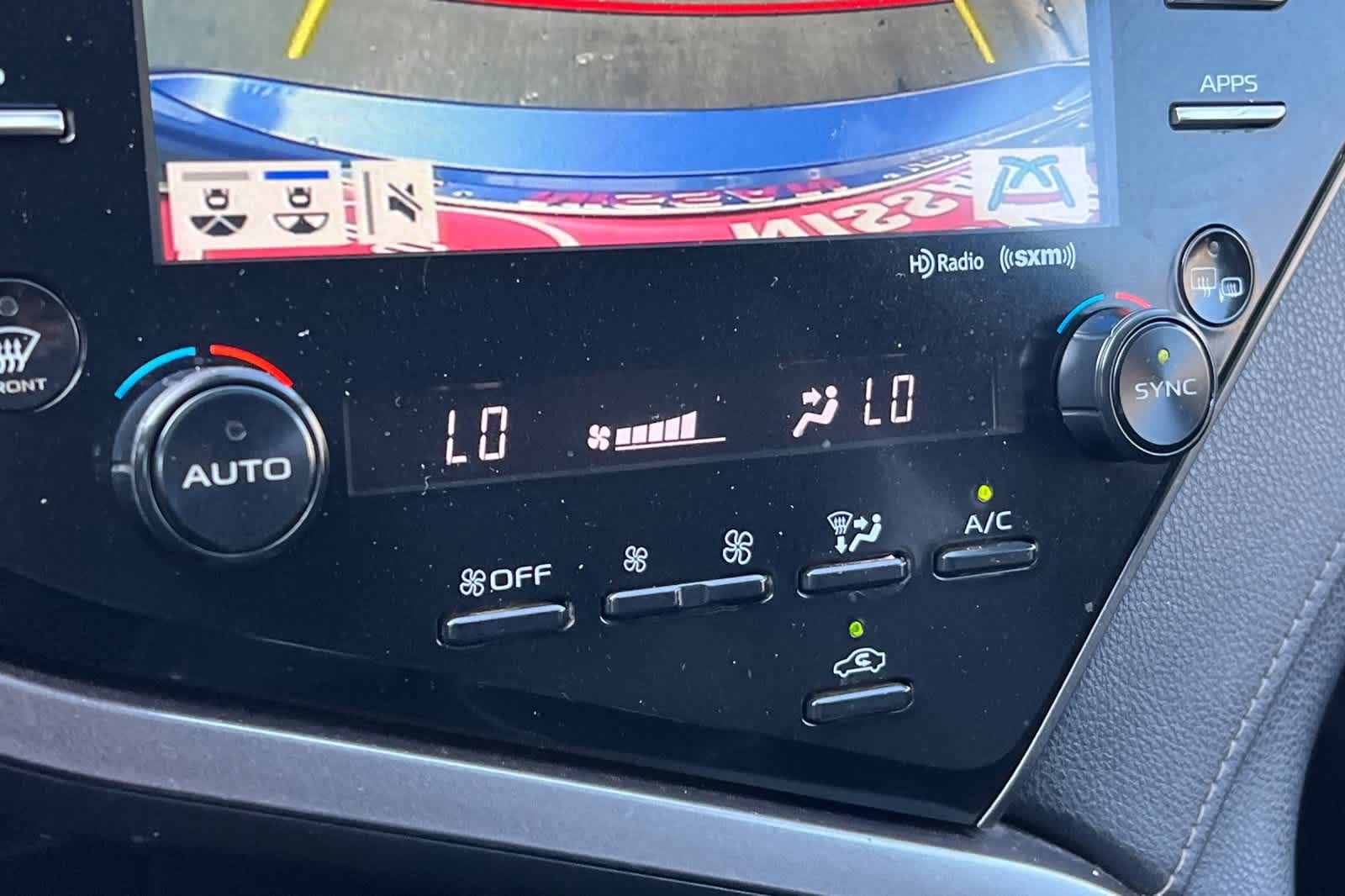 Thumbnail: 2019 Toyota Camry - 25