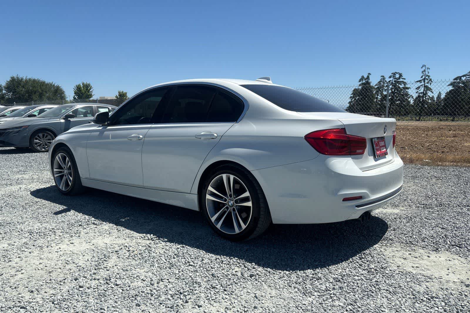Thumbnail: 2018 BMW 3 Series - 7