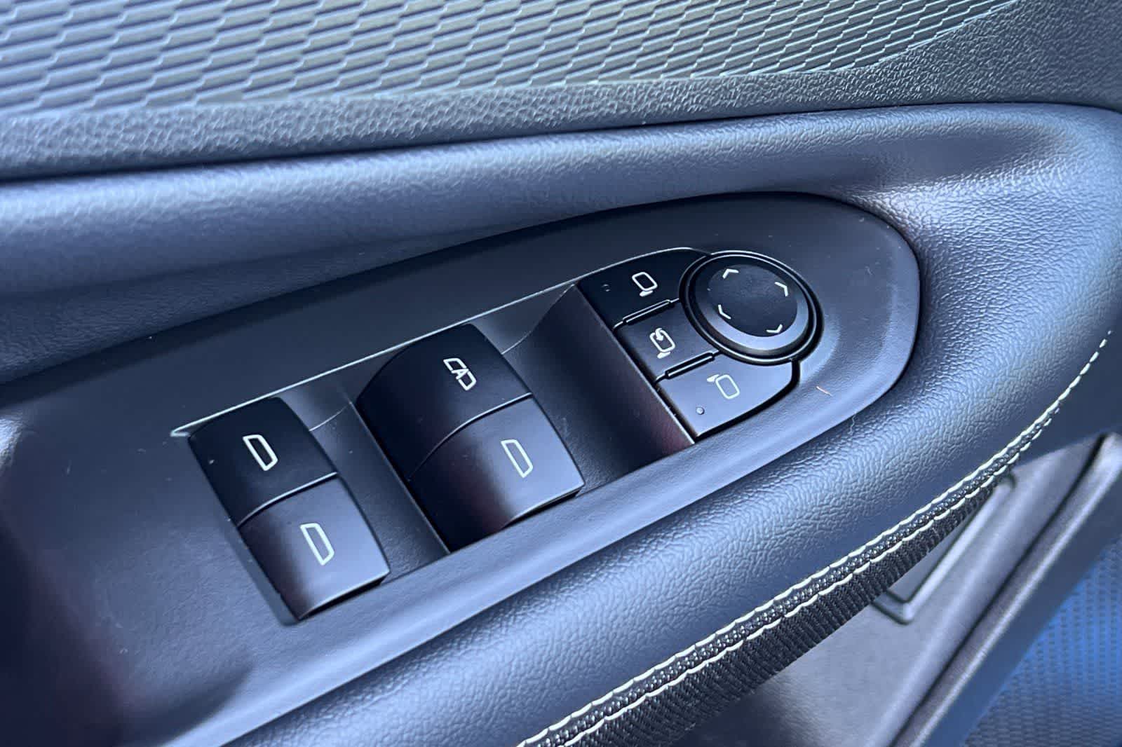 Thumbnail: 2025 Chevrolet Blazer EV - 14