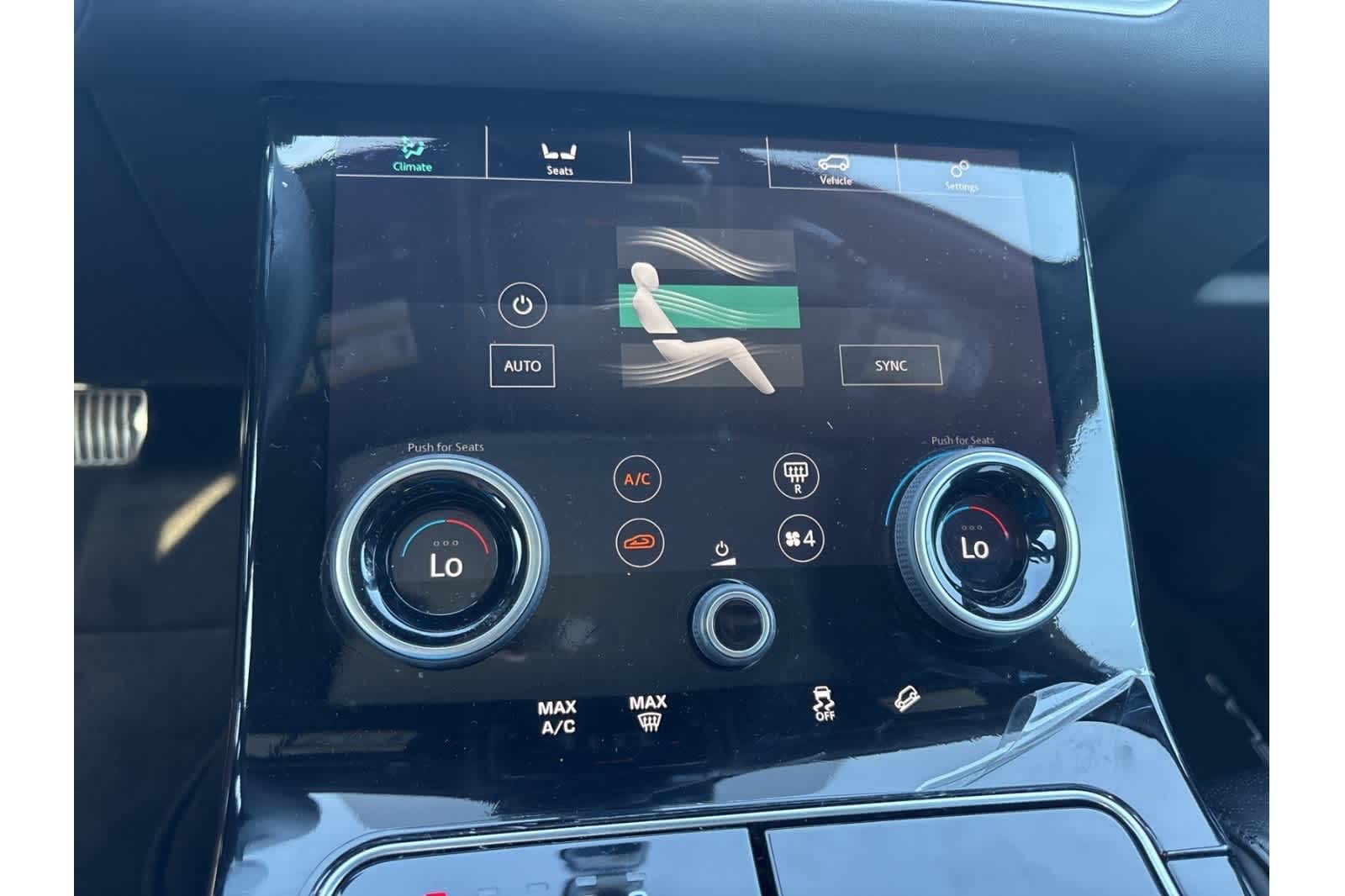 Thumbnail: 2019 Land Rover Range Rover Velar - 18