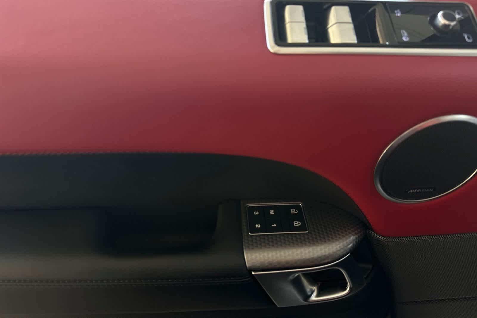 Thumbnail: 2021 Land Rover Range Rover Sport - 15