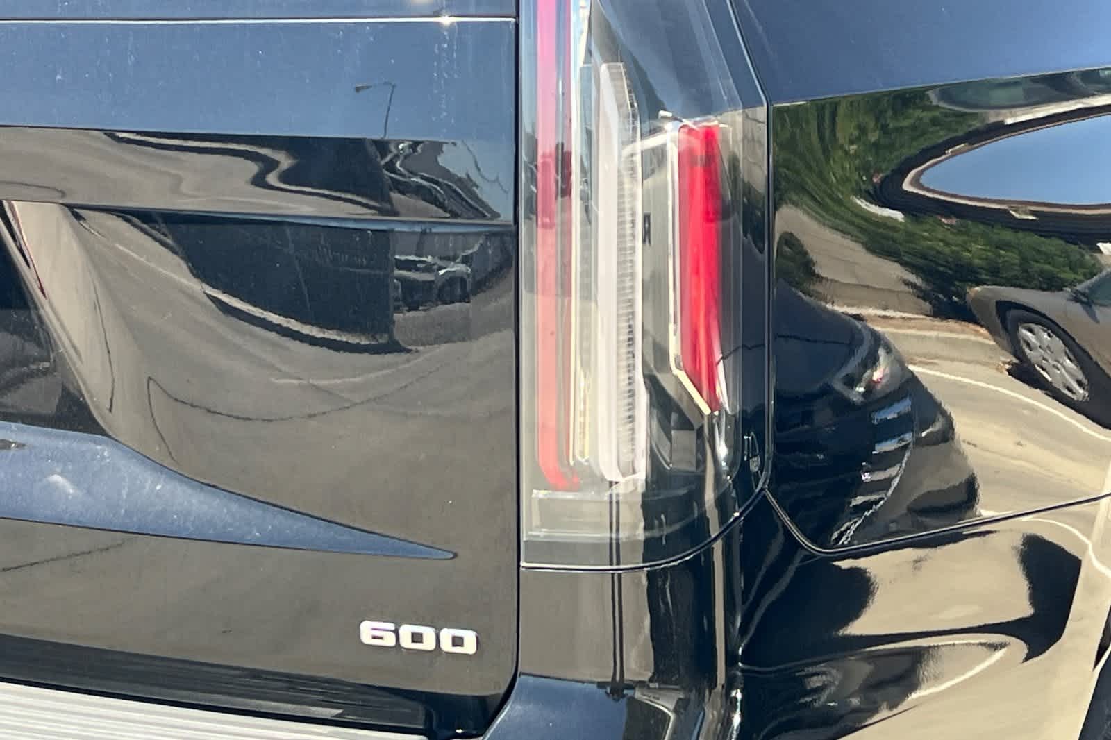 Thumbnail: 2021 Cadillac Escalade - 13