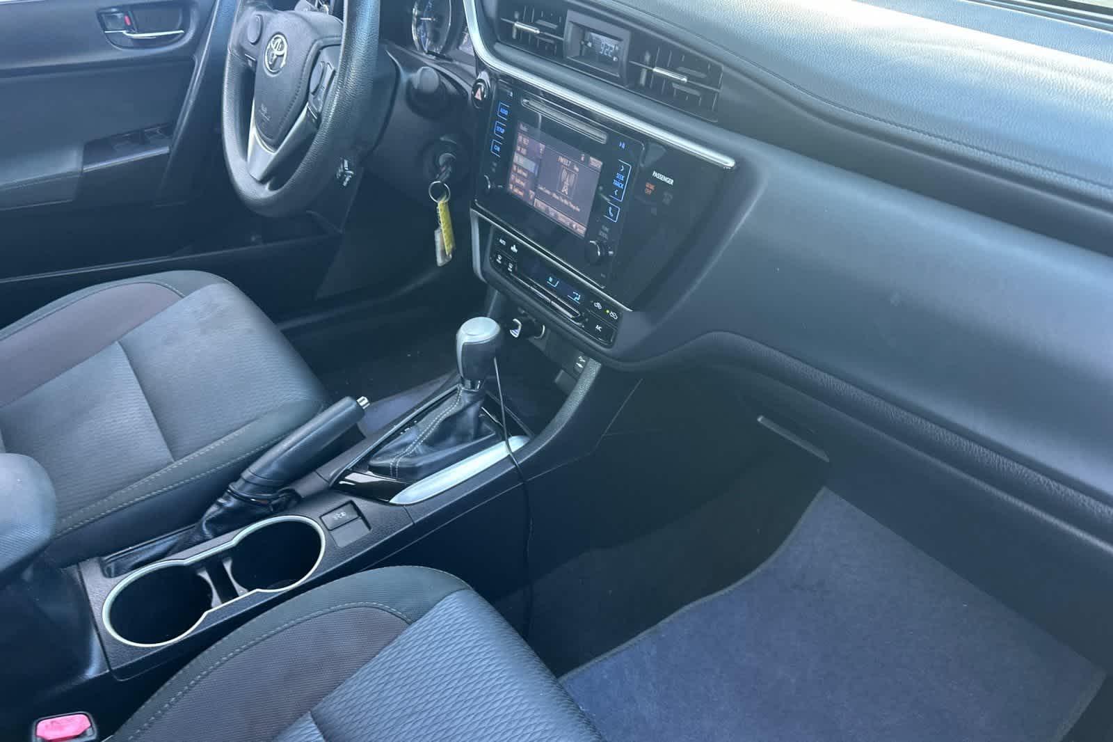 Thumbnail: 2017 Toyota Corolla - 18
