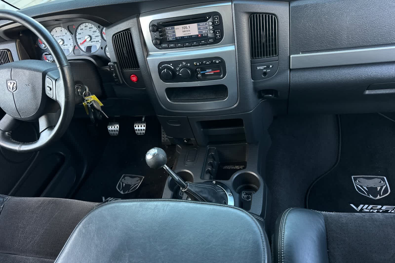 Thumbnail: 2004 Dodge Ram 1500 - 4