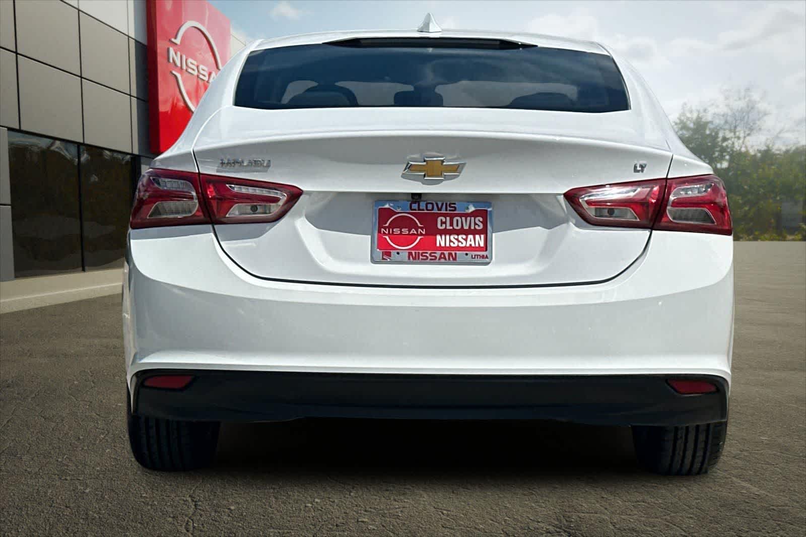 Thumbnail: 2022 Chevrolet Malibu - 8