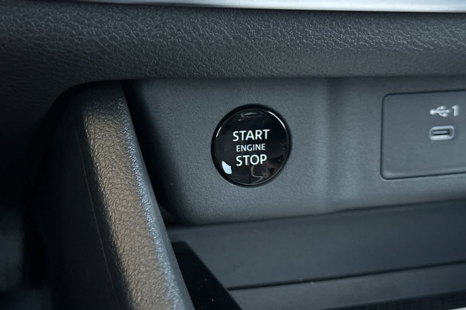 Thumbnail: 2026 Nissan Rogue - 24