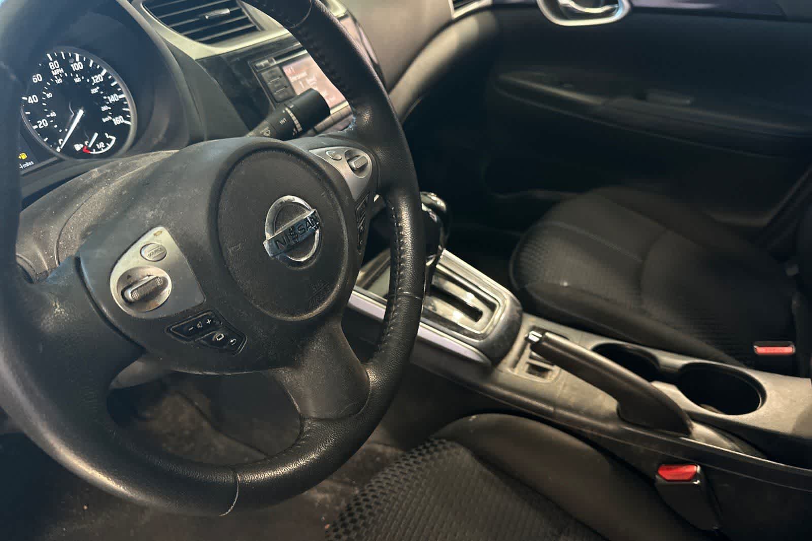 Thumbnail: 2016 Nissan Sentra - 14