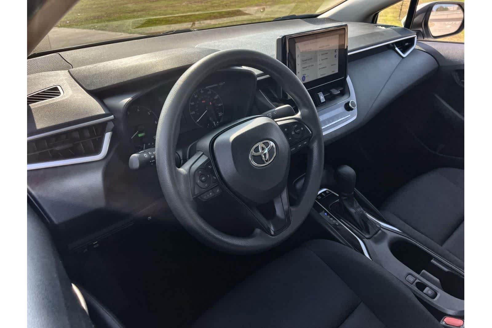 Thumbnail: 2023 Toyota Corolla - 16