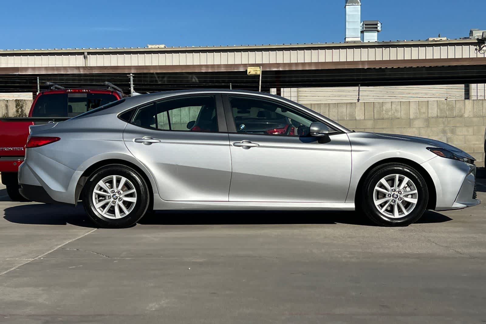 Thumbnail: 2025 Toyota Camry - 9