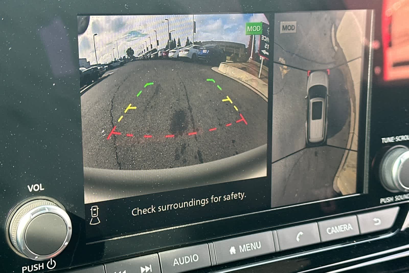 Thumbnail: 2025 Nissan Pathfinder - 24