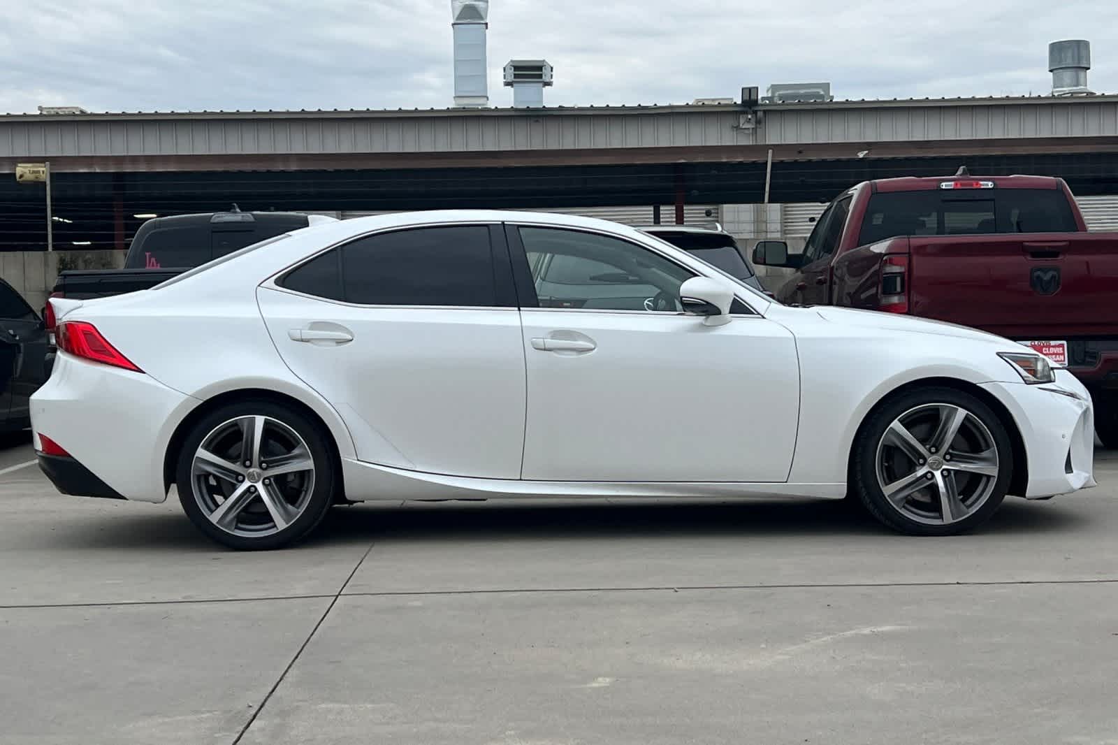 Thumbnail: 2017 Lexus IS - 9