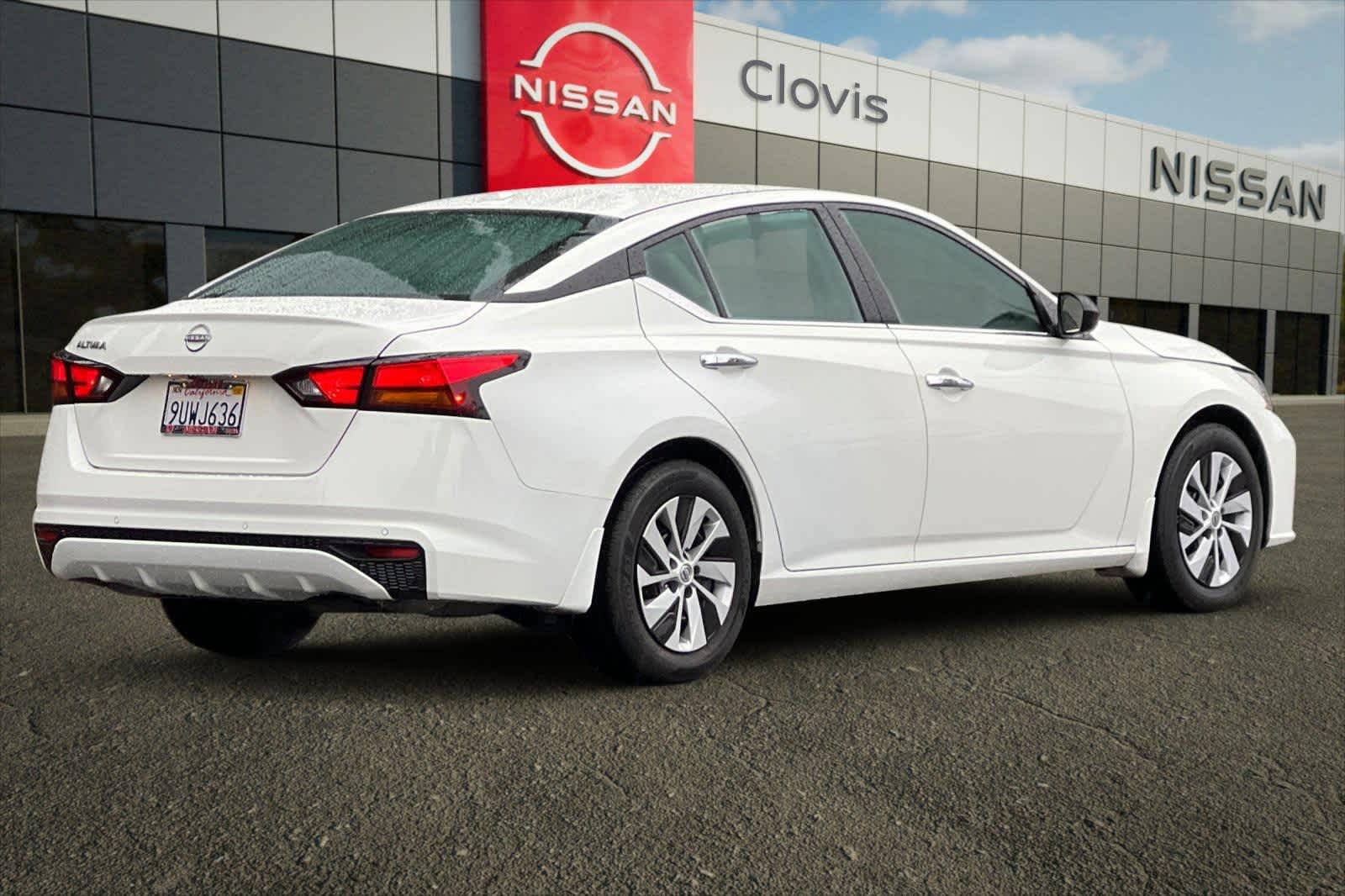 Thumbnail: 2025 Nissan Altima - 3