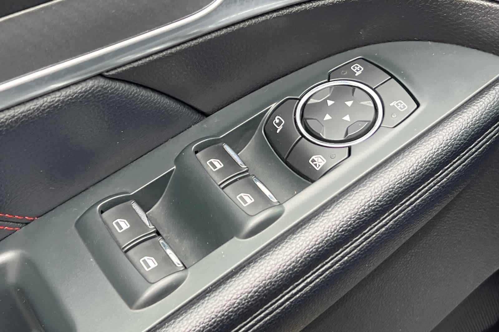 Thumbnail: 2018 Ford Explorer - 14