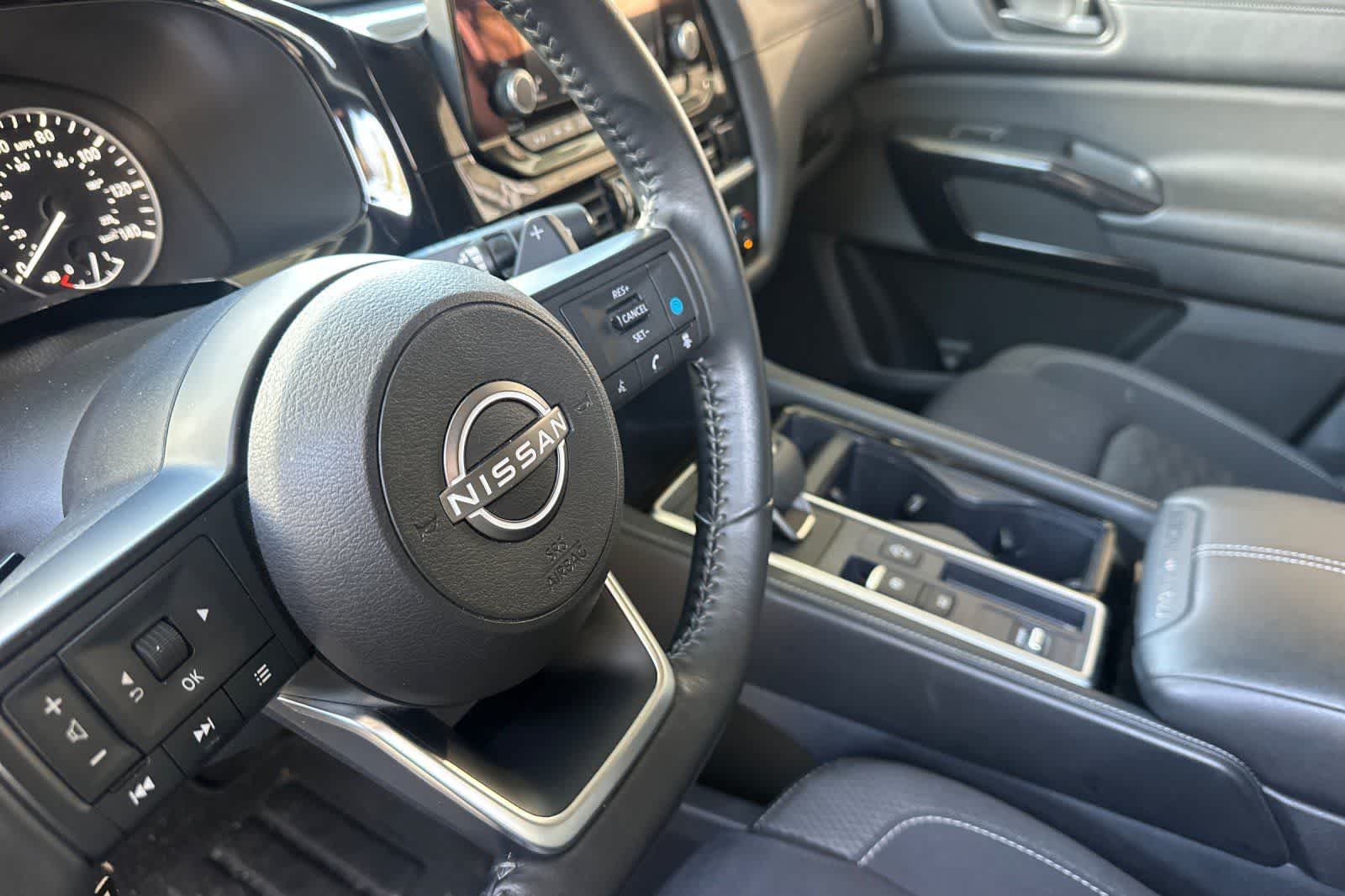 Thumbnail: 2024 Nissan Pathfinder - 14