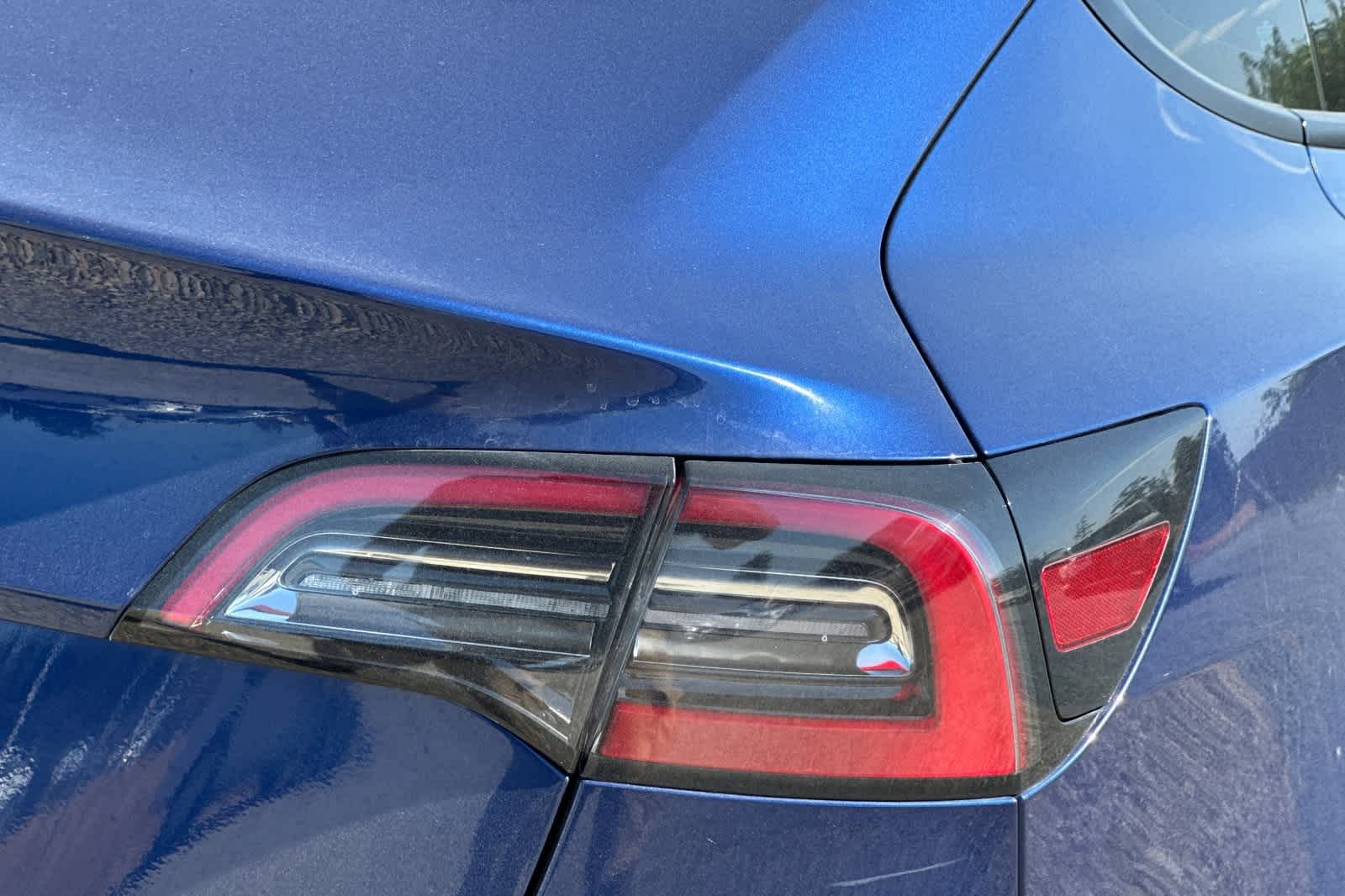 Thumbnail: 2023 Tesla Model 3 - 13