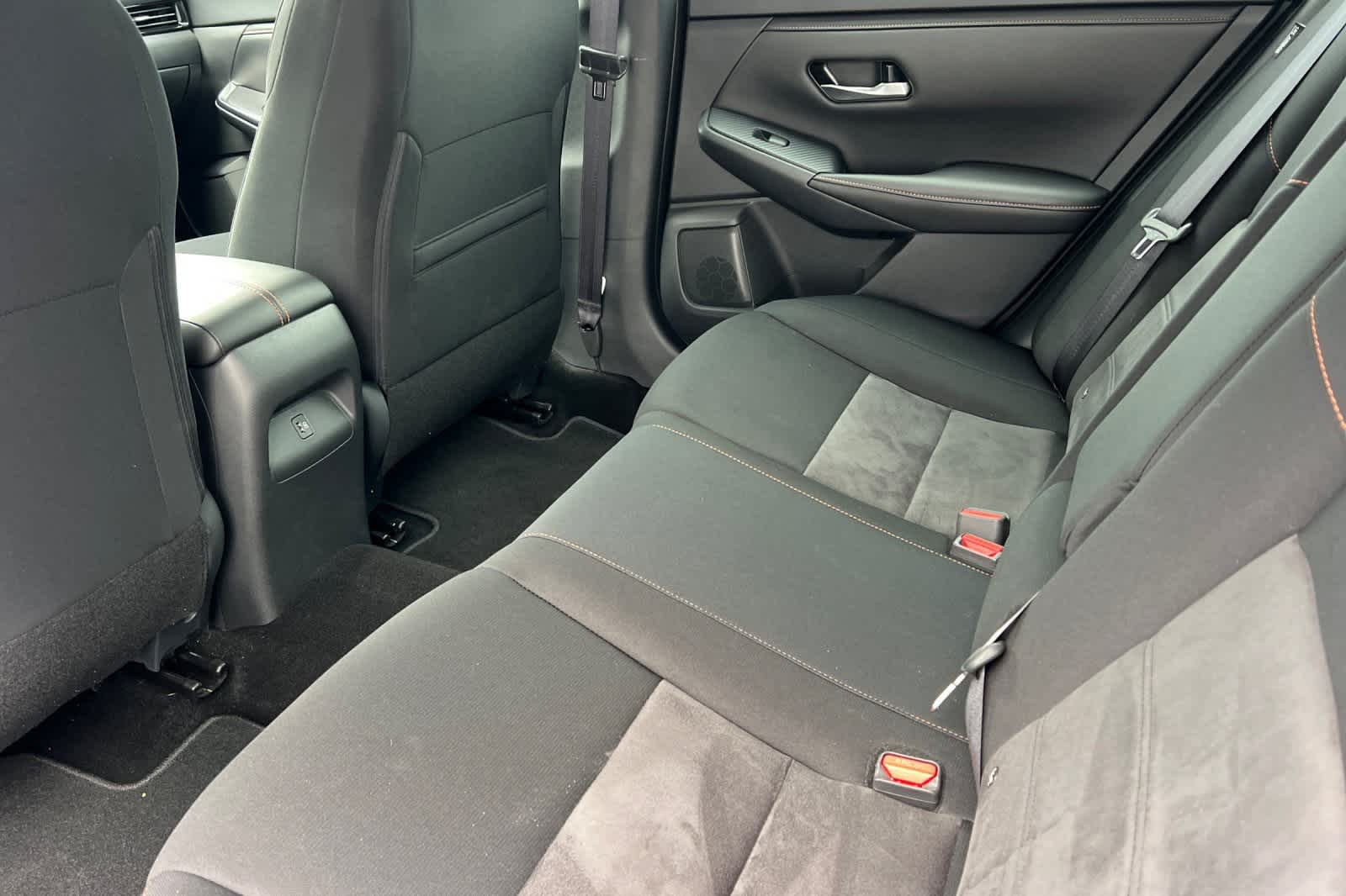 Thumbnail: 2023 Nissan Sentra - 5