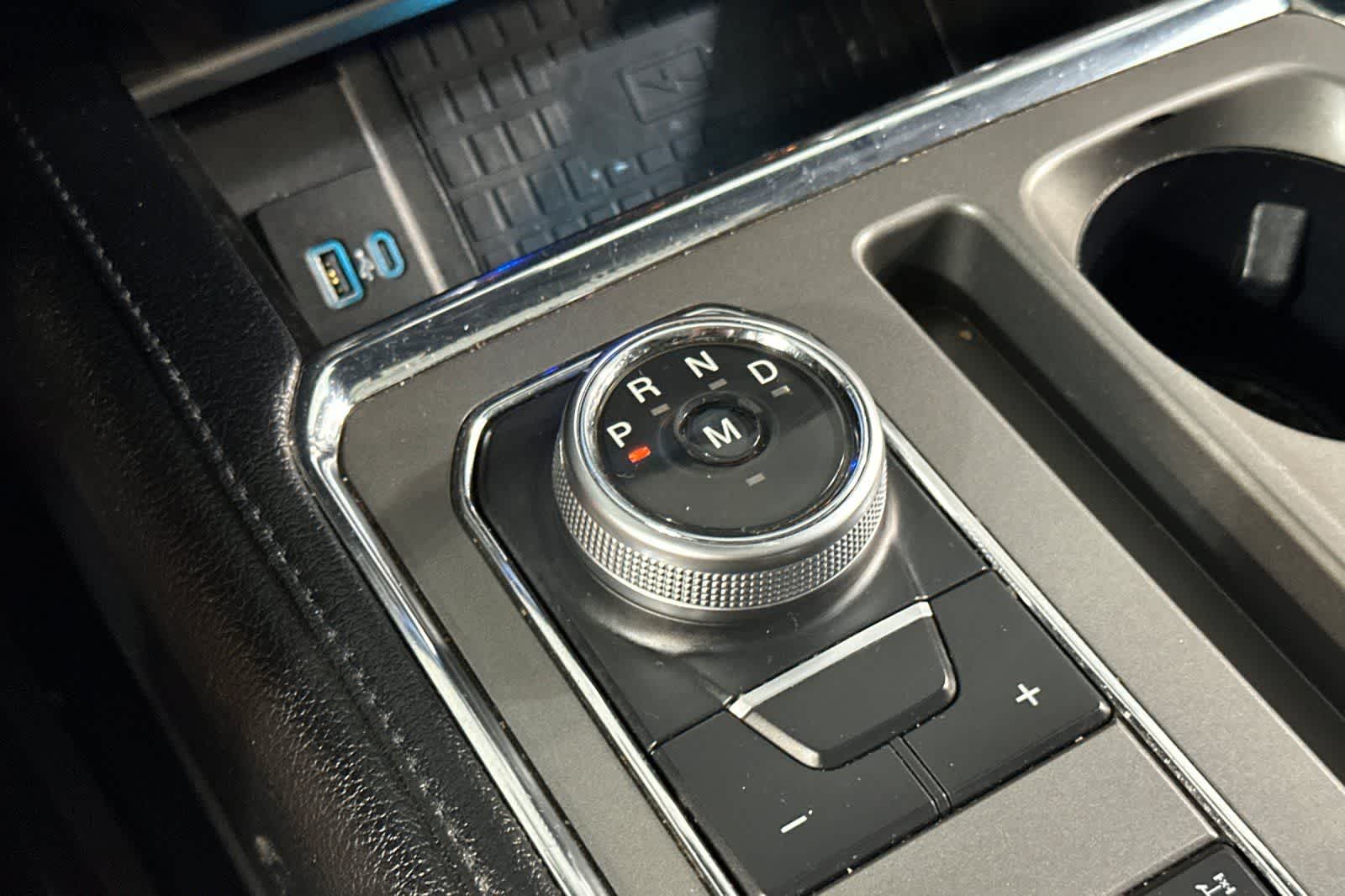 Thumbnail: 2020 Ford Expedition - 25