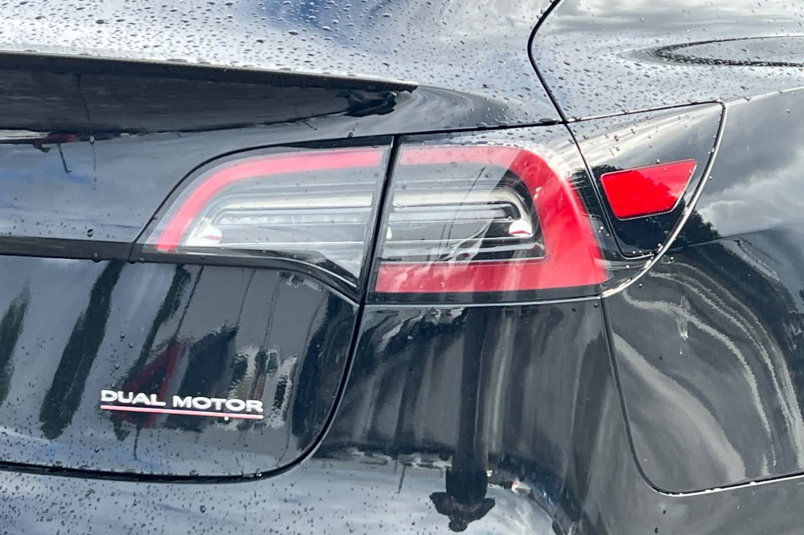 Thumbnail: 2023 Tesla Model 3 - 15