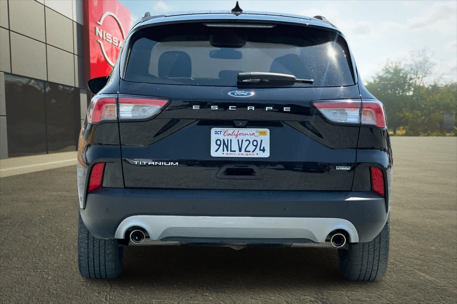 Thumbnail: 2021 Ford Escape - 8