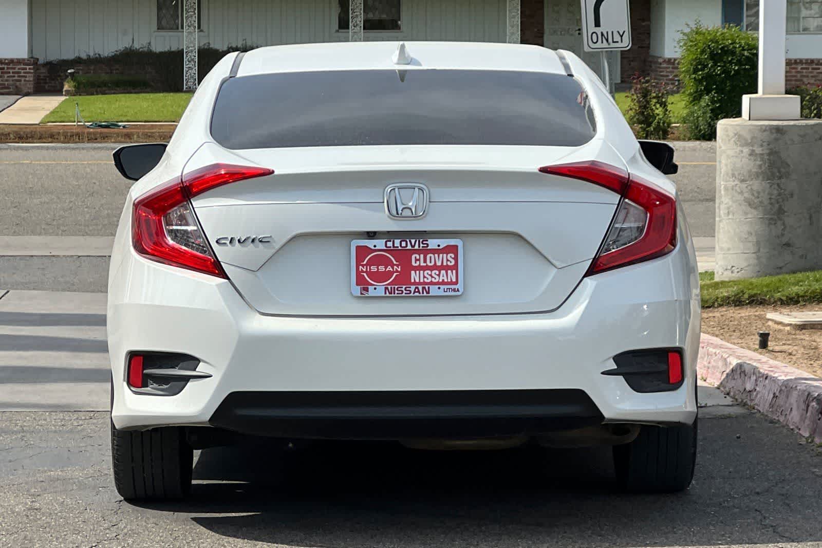 Thumbnail: 2017 Honda Civic - 8