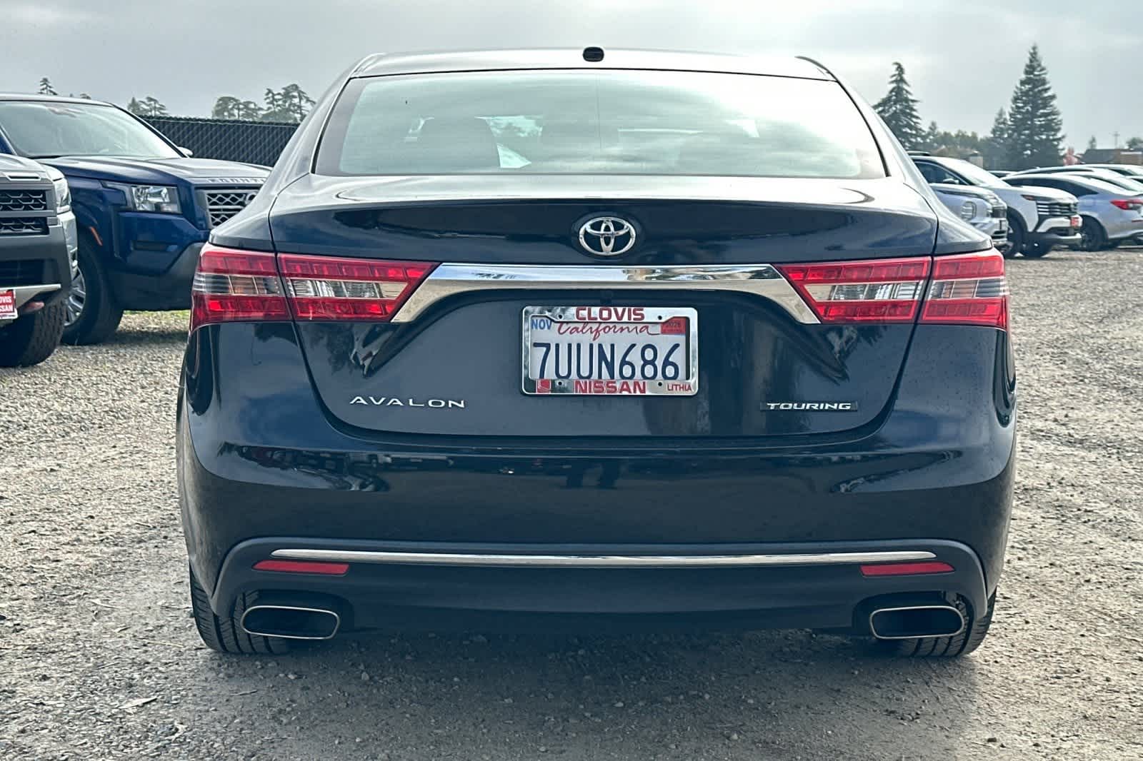 Thumbnail: 2016 Toyota Avalon - 8