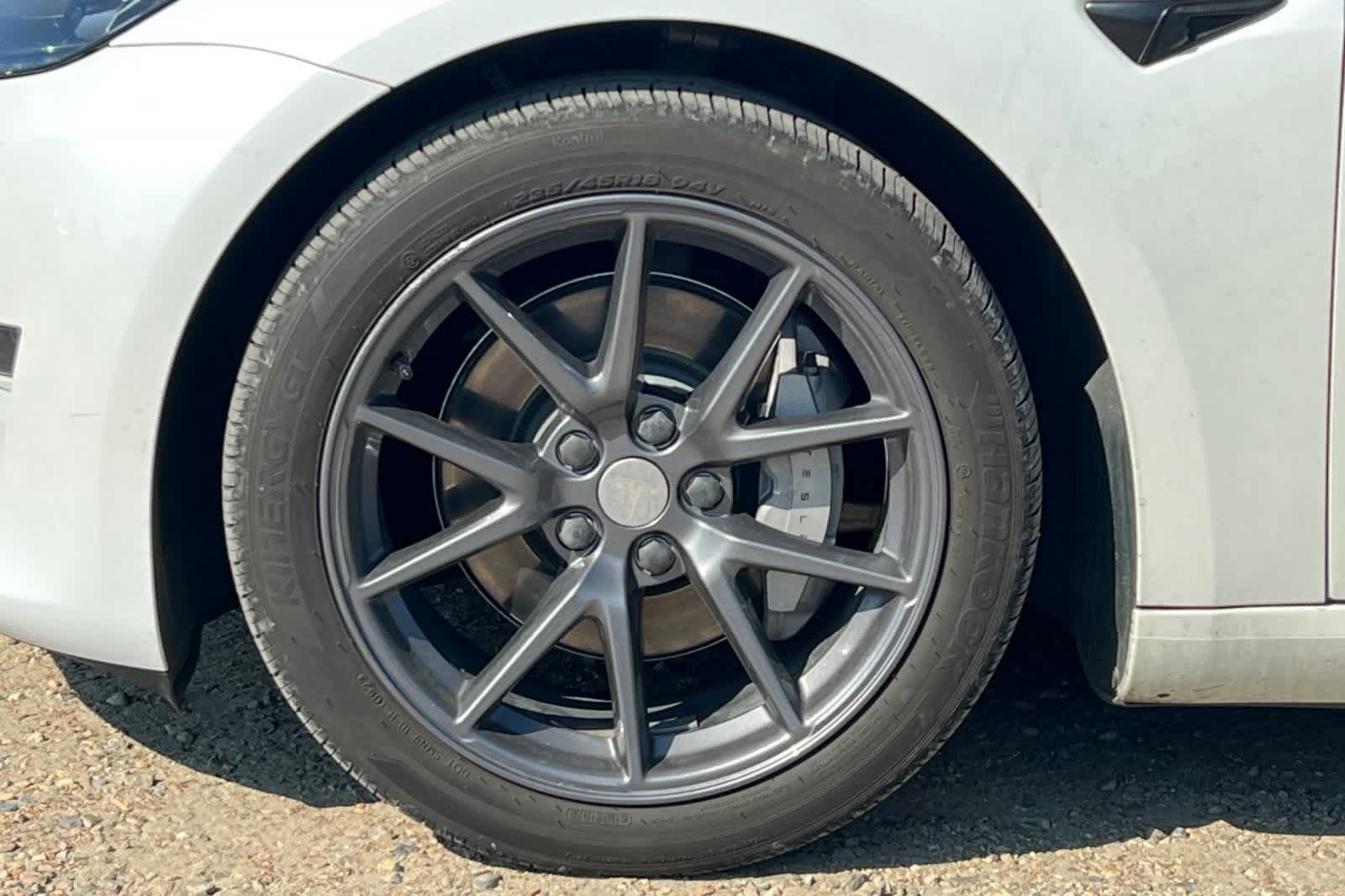 Thumbnail: 2023 Tesla Model 3 - 12