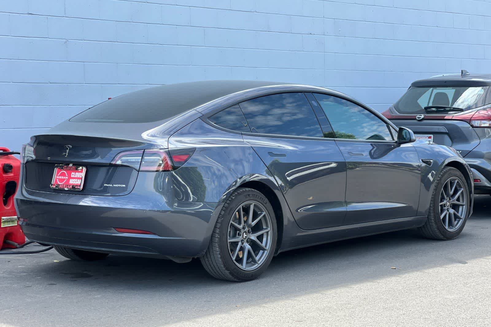 Thumbnail: 2022 Tesla Model 3 - 3